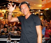 Dj-tiesto-2